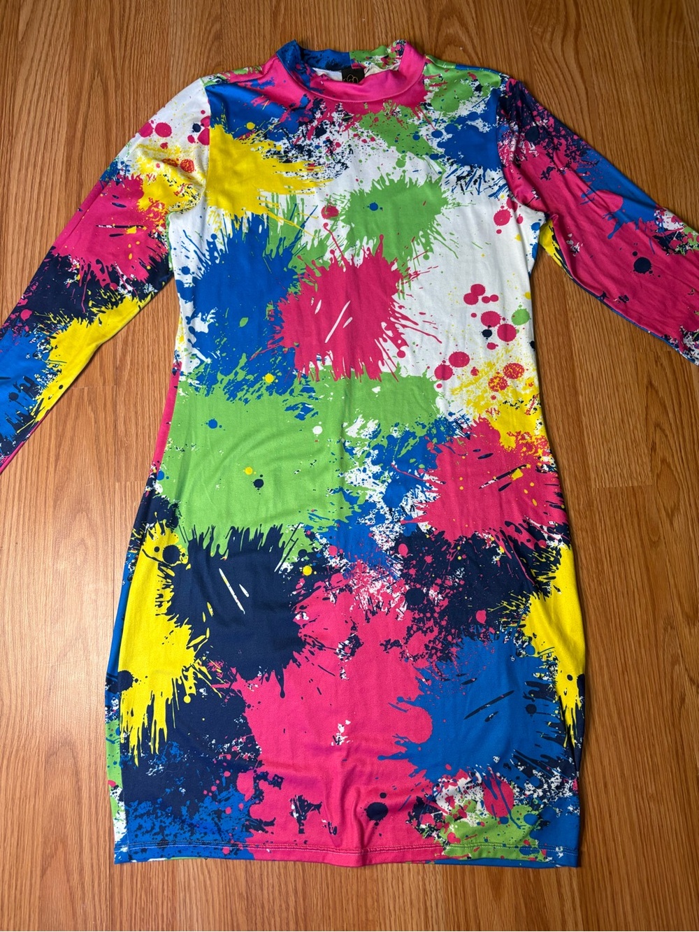 Colorful fun pattern dress - Picture 6 of 7
